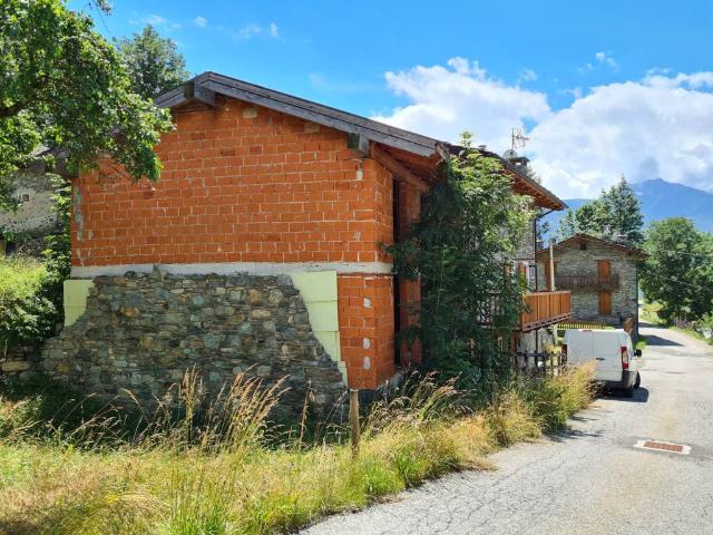 Casa indipendente in vendita a Saint Vincent AO