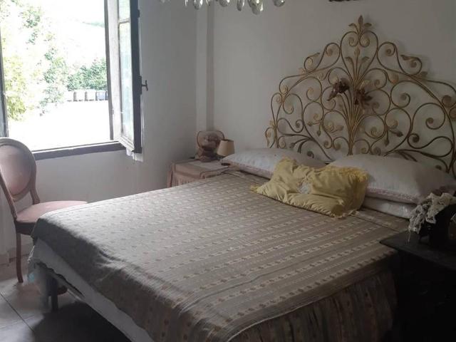 Casa indipendente in vendita a Sale delle Langhe CN