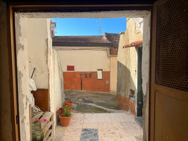 Casa indipendente in vendita a Salerno SA