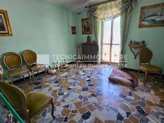 Casa indipendente in vendita a Saliceto CN