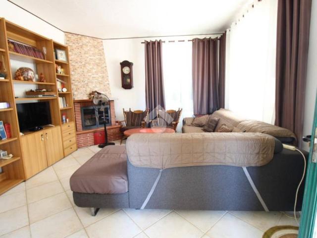 Casa indipendente in vendita a Salisano RI