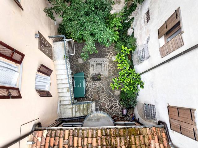 Casa indipendente in vendita a Salò via Fantoni