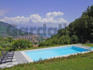 Villa in vendita a Salò BS