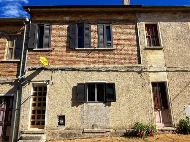 Casa indipendente in vendita a Salle PE