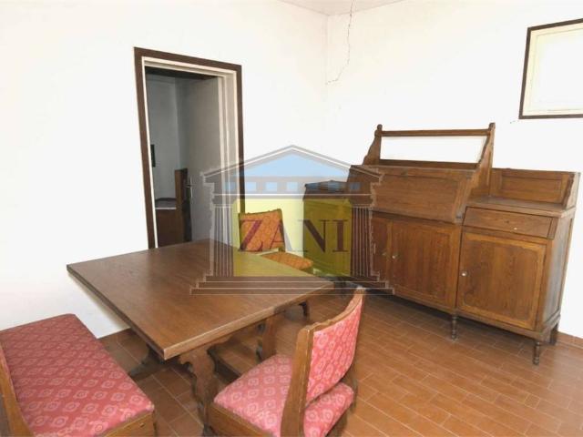 Casa indipendente in vendita a Salsomaggiore Terme PR