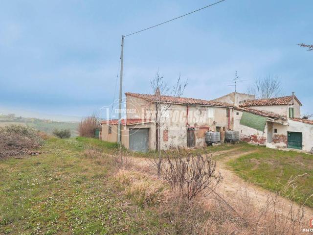 Casa indipendente in vendita a Saludecio RN