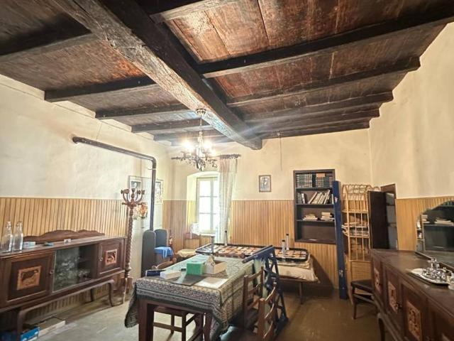 Casa indipendente in vendita a Salussola BI