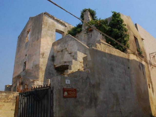 Casa indipendente in vendita a Salve LE