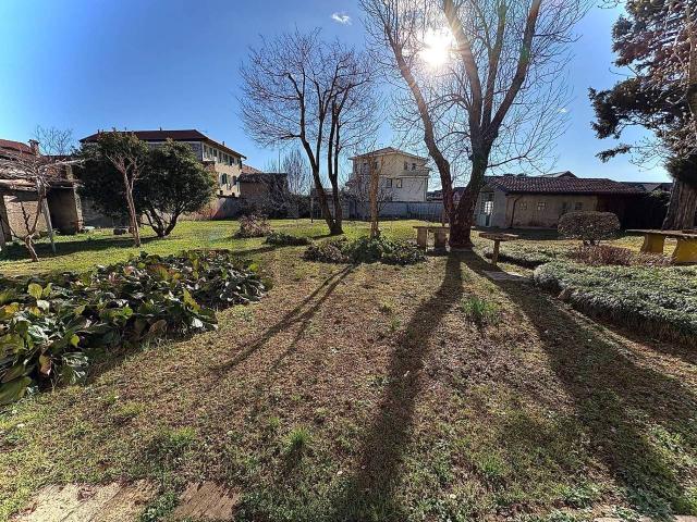 Casa indipendente in vendita a Samarate