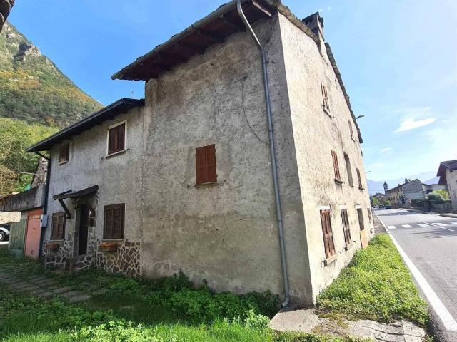 Casa indipendente in vendita a Samolaco SO