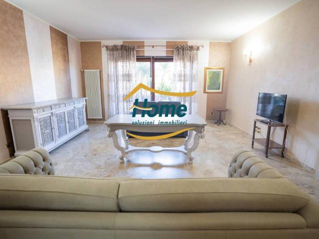 Casa indipendente in vendita a Sammichele di Bari BA