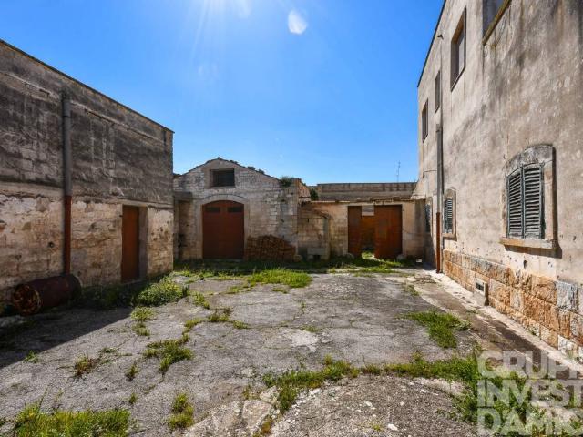 Casa indipendente in vendita a Sammichele di Bari BA