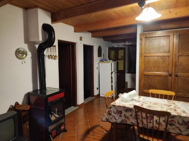 Casa indipendente in vendita a Sampeyre CN