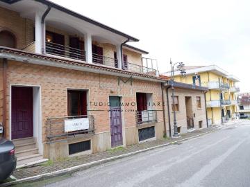 Casa indipendente in vendita a San Mango sul Calore AV