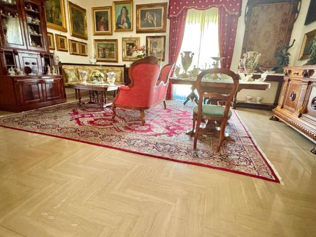 Casa indipendente in vendita a San Marcellino CE