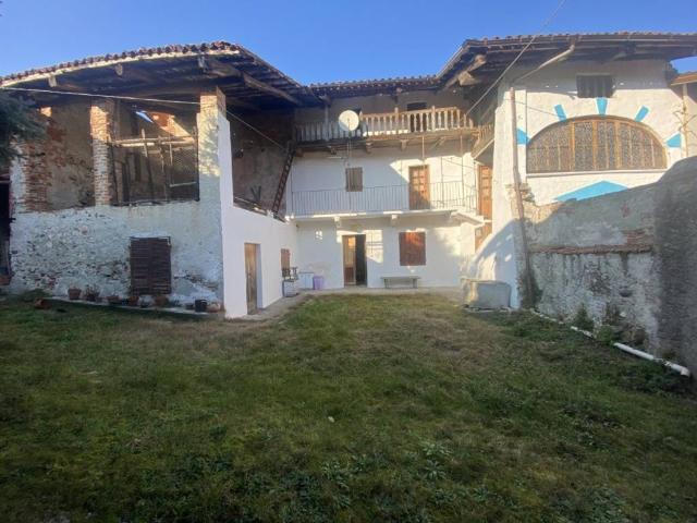 Casa indipendente in vendita a San Martino Canavese TO