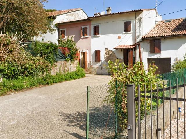 Casa indipendente in vendita a San Martino Buon Albergo VR