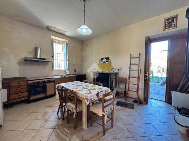 Casa indipendente in vendita a San Martino Valle Caudina AV