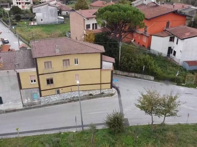 Casa indipendente in vendita a San Martino Valle Caudina AV