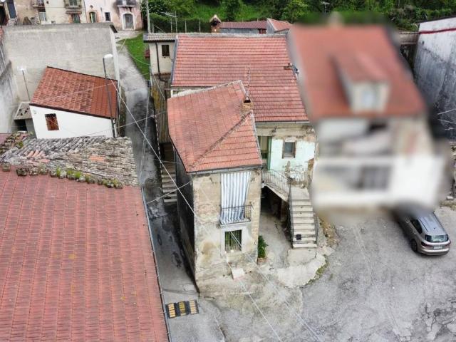 Casa indipendente in vendita a San Martino Valle Caudina AV