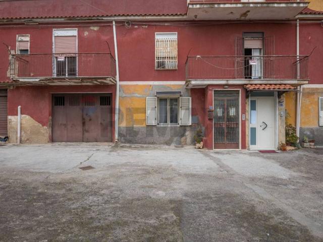 Casa indipendente in vendita a San Michele di Ganzaria CT