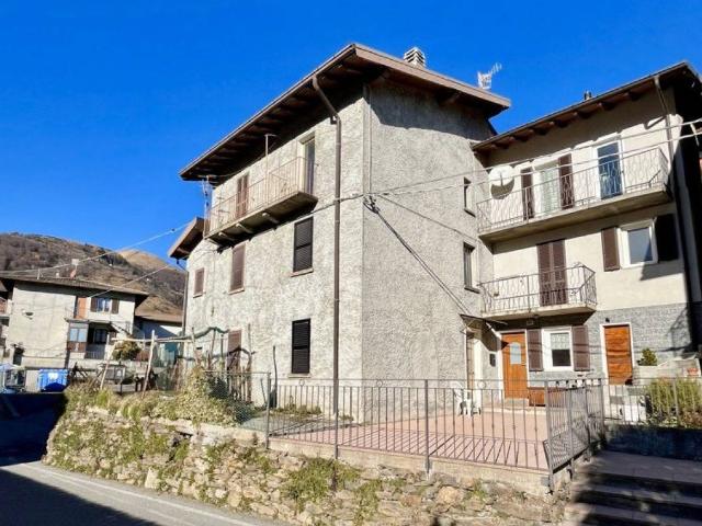 Casa indipendente in vendita a San Nazzaro Val Cavargna CO