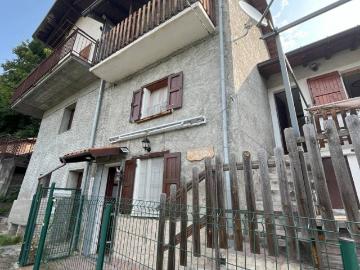 Casa indipendente in vendita a San Nazzaro Val Cavargna CO