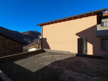 Casa indipendente in vendita a San Nazzaro Val Cavargna CO