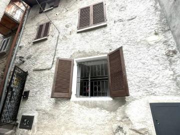 Casa indipendente in vendita a San Bartolomeo Val Cavargna CO