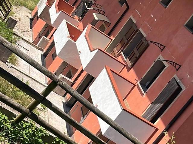 Casa indipendente in vendita a San Benedetto Val di Sambro BO