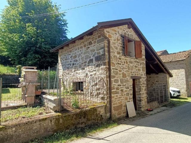 Casa indipendente in vendita a San Benedetto Val di Sambro BO