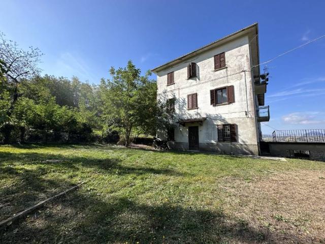 Casa indipendente in vendita a San Benedetto Val di Sambro BO