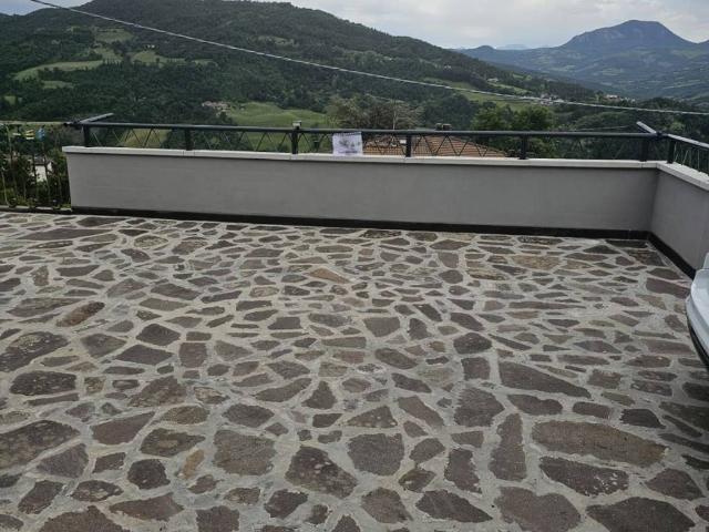 Casa indipendente in vendita a San Benedetto Val di Sambro BO