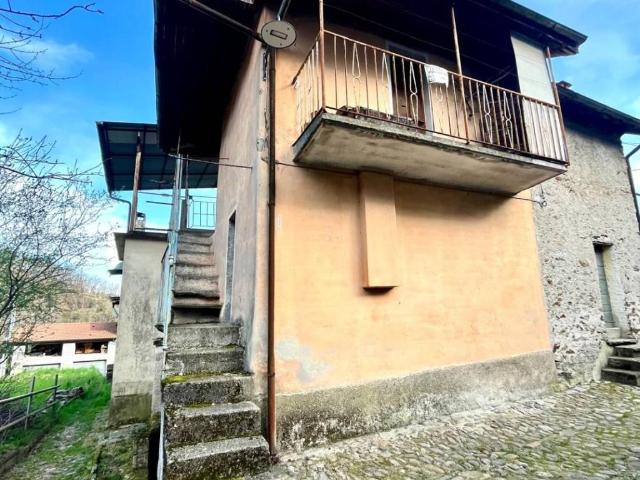 Casa indipendente in vendita a San Bernardino Verbano VB