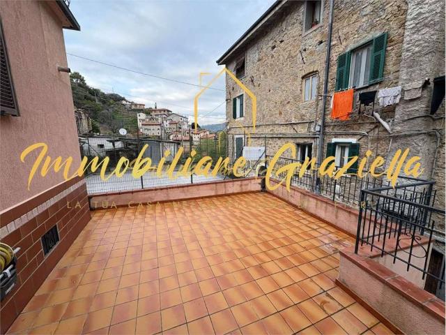 Casa indipendente in vendita a San Biagio della Cima IM