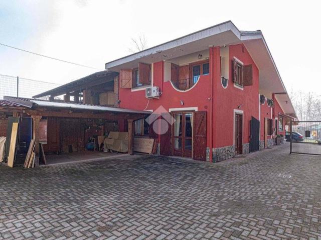 Casa indipendente in vendita a San Carlo Canavese TO