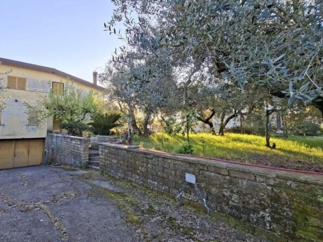 Casa indipendente in vendita a San Cesareo via Colle Sfiamma