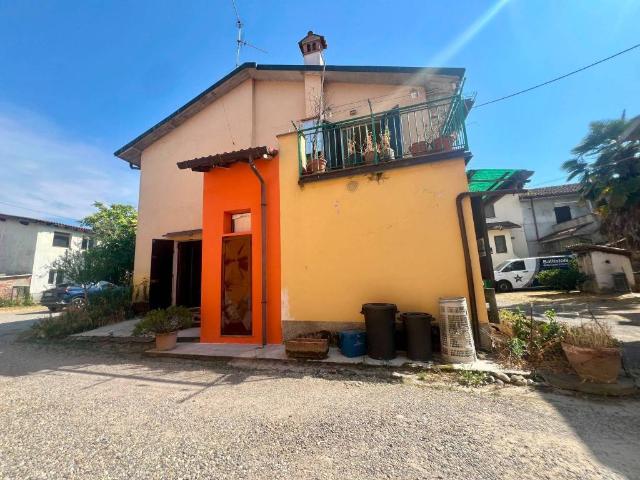 Casa indipendente in vendita a San Colombano al Lambro MI