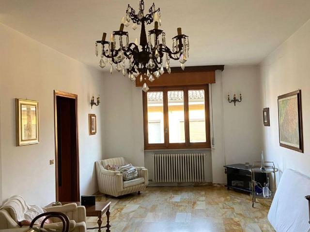 Casa indipendente in vendita a San Colombano al Lambro MI