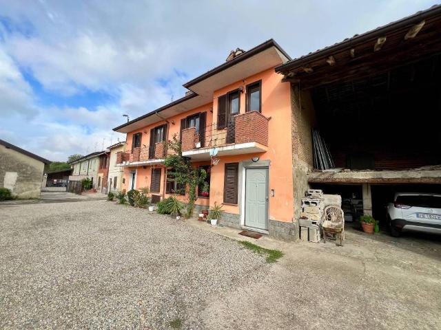 Casa indipendente in vendita a San Colombano al Lambro MI