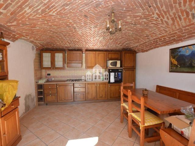 Casa indipendente in vendita a San Colombano Belmonte TO
