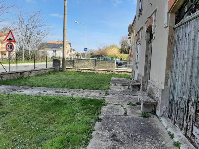 Casa indipendente in vendita a San Costanzo PU