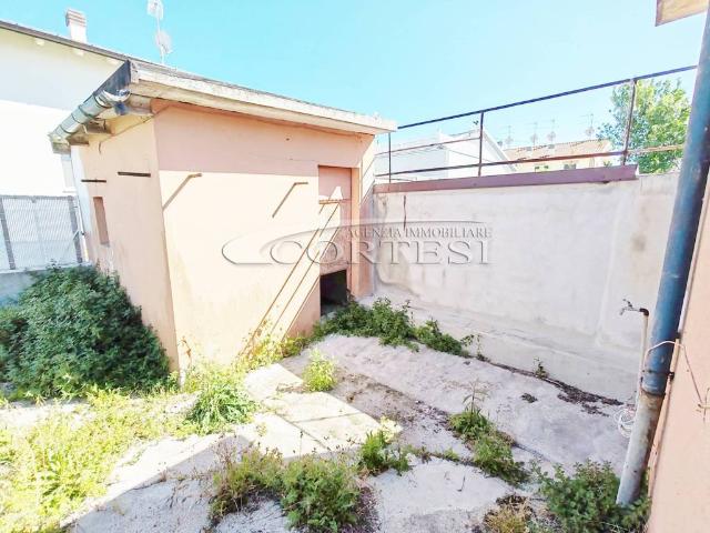 Casa indipendente in vendita a San Costanzo PU