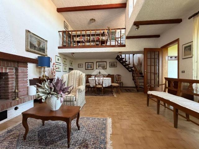 Casa indipendente in vendita a San Damiano al Colle PV