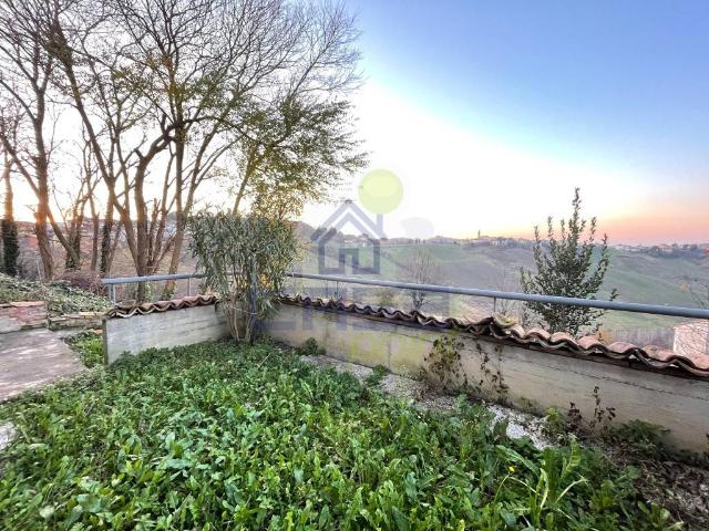Casa indipendente in vendita a San Damiano al Colle PV