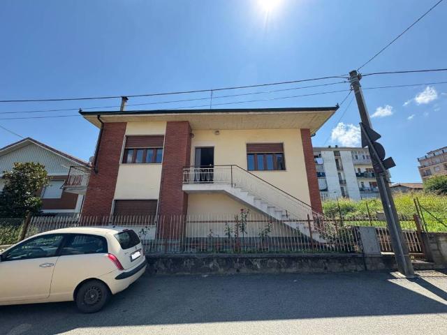 Casa indipendente in vendita a San Damiano d'Asti AT