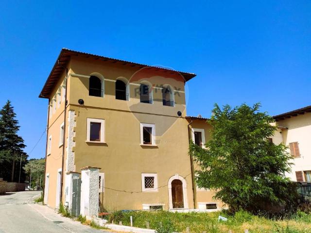 Casa indipendente in vendita a San Demetrio Ne' Vestini AQ