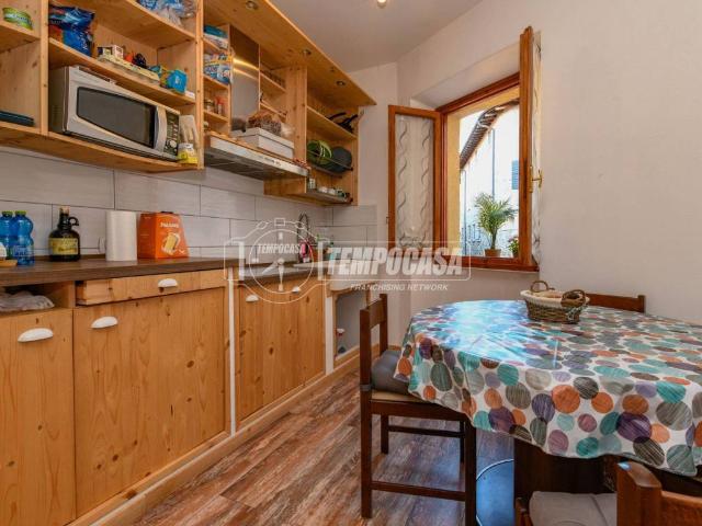 Casa indipendente in vendita a San Felice del Benaco BS