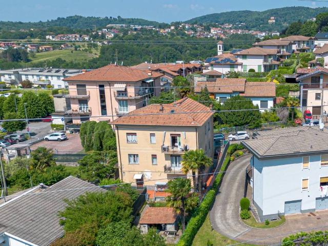 Casa indipendente in vendita a San Fermo della Battaglia CO