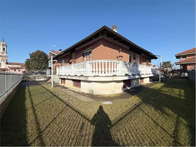 Casa indipendente in vendita a San Francesco al Campo TO